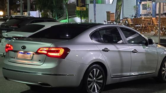 KIA CADENZA 3.5 V6 24V GASOLINA 4P AUTOMÁTICO KIA CADENZA 3.5 V6 24V GASOLINA 4P AUTOMÁTICO